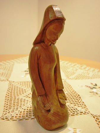 Statue de la V_Marie